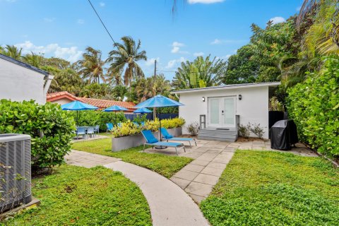House in Fort Lauderdale, Florida 5 bedrooms, 164.62 sq.m. № 2153810 - photo 21