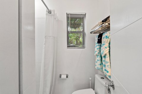 House in Fort Lauderdale, Florida 5 bedrooms, 164.62 sq.m. № 2153810 - photo 28