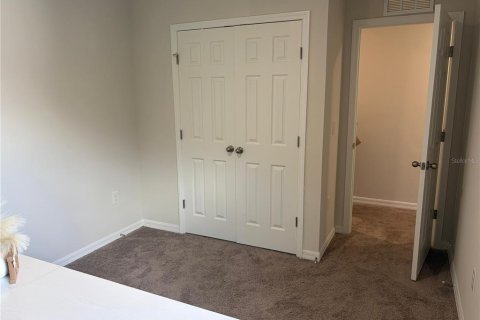 Townhouse in Haines City, Florida 3 bedrooms, 143.26 sq.m. № 2213583 - photo 27