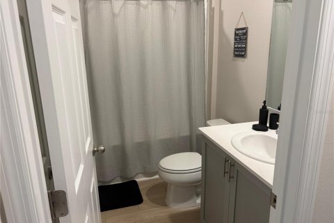 Townhouse in Haines City, Florida 3 bedrooms, 143.26 sq.m. № 2213583 - photo 29