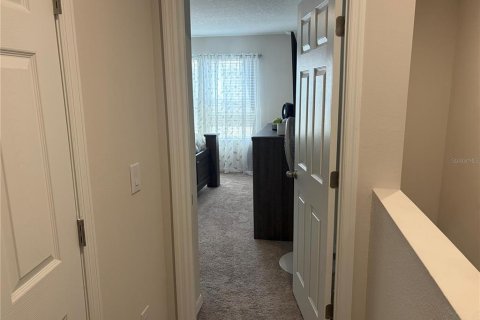 Townhouse in Haines City, Florida 3 bedrooms, 143.26 sq.m. № 2213583 - photo 17