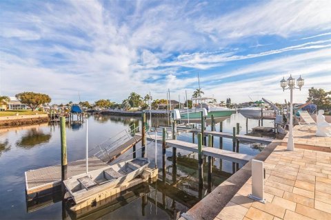 Villa ou maison à vendre à New Port Richey, Floride: 3 chambres, 151.34 m2 № 1544167 - photo 28
