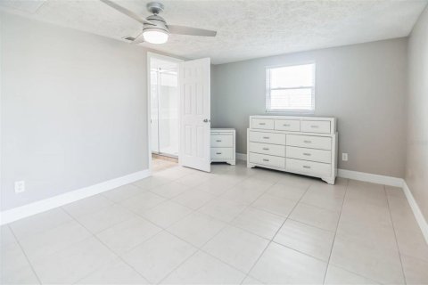 Villa ou maison à vendre à New Port Richey, Floride: 3 chambres, 151.34 m2 № 1544167 - photo 18