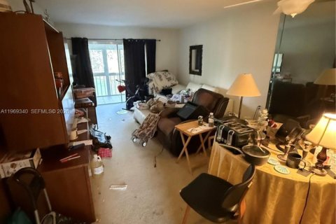 Condominio en venta en Coconut Creek, Florida, 1 dormitorio, 73.76 m2 № 2031227 - foto 3