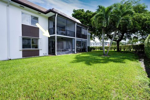Condo in Palm Beach Gardens, Florida, 2 bedrooms  № 2241619 - photo 24