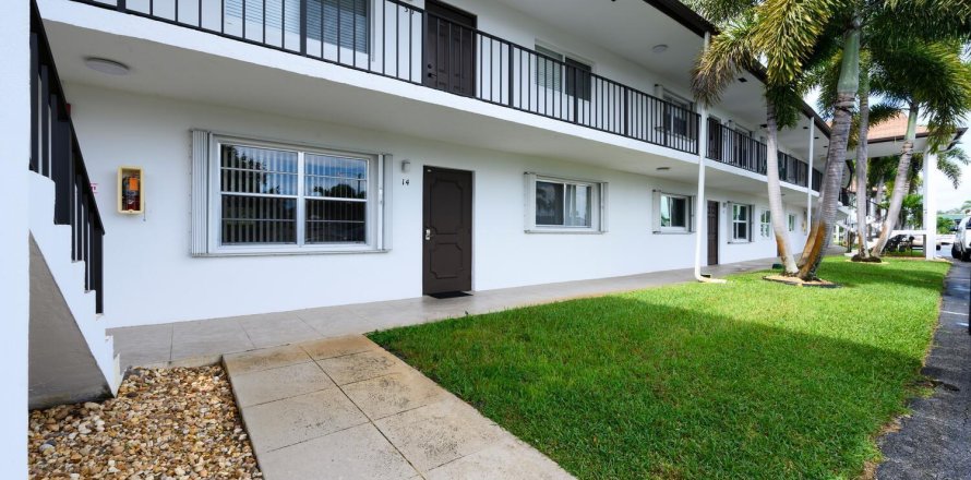 Condo in Palm Beach Gardens, Florida, 2 bedrooms  № 2241619