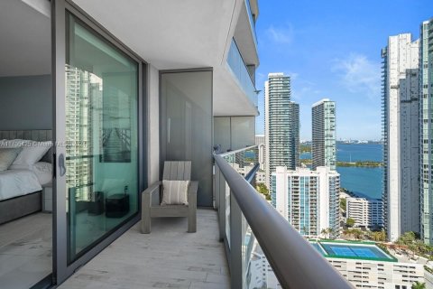 Condo in Miami, Florida, 2 bedrooms  № 1729680 - photo 17