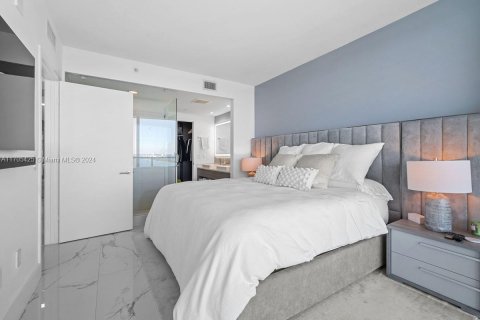 Condo in Miami, Florida, 2 bedrooms  № 1729680 - photo 9