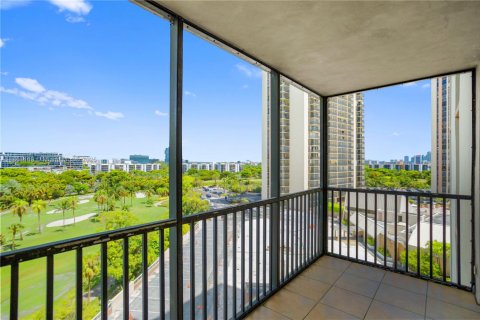 Condo in Aventura, Florida, 1 bedroom  № 1892239 - photo 14