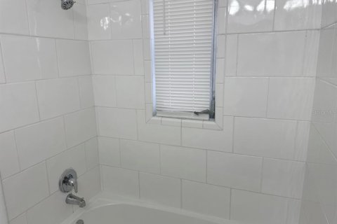 Villa ou maison à vendre à Saint Petersburg, Floride: 2 chambres, 57.97 m2 № 1808704 - photo 13
