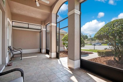 House in Orlando, Florida 4 bedrooms, 320.05 sq.m. № 2151967 - photo 7