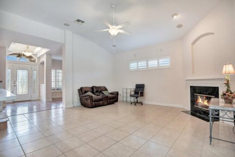 House in Orlando, Florida 4 bedrooms, 320.05 sq.m. № 2151967 - photo 11