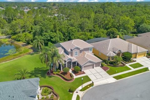 House in Orlando, Florida 4 bedrooms, 320.05 sq.m. № 2151967 - photo 5