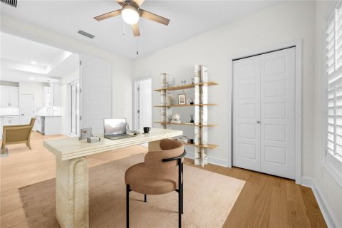 House in Gainesville, Florida 4 bedrooms, 198.9 sq.m. № 1873981 - photo 25