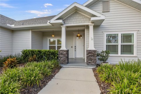 House in Gainesville, Florida 4 bedrooms, 198.9 sq.m. № 1873981 - photo 8