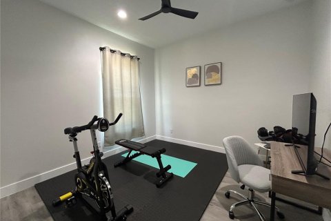 Casa en venta en Orlando, Florida, 4 dormitorios, 302.3 m2 № 2314161 - foto 23