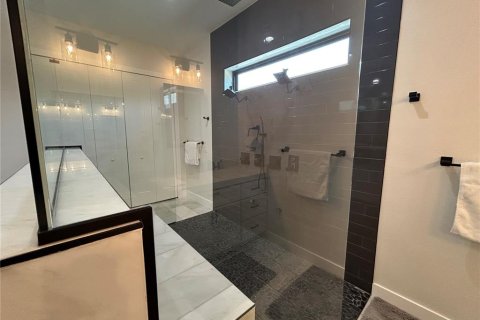 Casa en venta en Orlando, Florida, 4 dormitorios, 302.3 m2 № 2314161 - foto 20