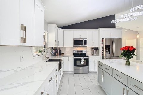 Casa en venta en Orlando, Florida, 3 dormitorios, 159.33 m2 № 1740673 - foto 10