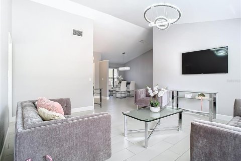 Casa en venta en Orlando, Florida, 3 dormitorios, 159.33 m2 № 1740673 - foto 7