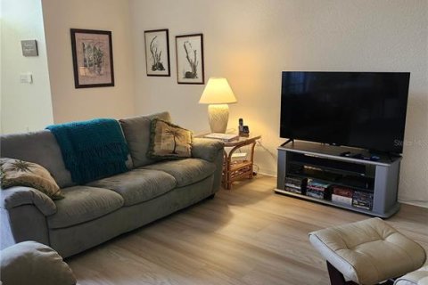 Casa en alquiler en Port Charlotte, Florida, 3 dormitorios, 161.74 m2 № 1688310 - foto 4
