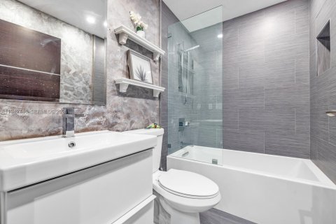 Copropriété à louer à Aventura, Floride: 3 chambres, 153.29 m2 № 1999165 - photo 14