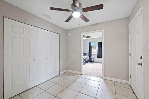 House in Saint Petersburg, Florida 3 bedrooms, 96.15 sq.m. № 1909661 - photo 10