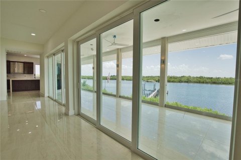 Casa en venta en Placida, Florida, 4 dormitorios, 494.05 m2 № 1278225 - foto 21