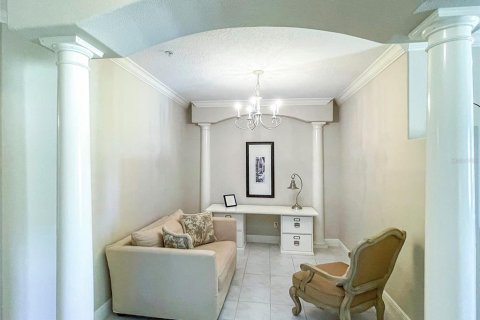 Townhouse in Four Corners, Florida 3 bedrooms, 156.63 sq.m. № 1724033 - photo 15