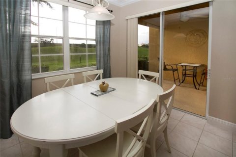 Townhouse in Four Corners, Florida 3 bedrooms, 156.63 sq.m. № 1724033 - photo 14