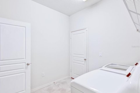 Casa en venta en Winter Garden, Florida, 4 dormitorios, 231.14 m2 № 2321649 - foto 25