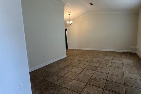 Villa ou maison à vendre à Orlando, Floride: 4 chambres, 189.8 m2 № 2321018 - photo 2
