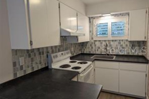 Copropriété à louer à Sarasota, Floride: 1 chambre, 59.36 m2 № 2205205 - photo 5