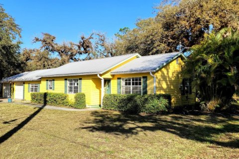 Casa en venta en LaBelle, Florida, 2 dormitorios, 146.51 m2 № 1987372 - foto 1