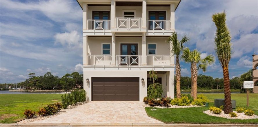 Casa en Palm Coast, Florida 4 dormitorios, 418.8 m2 № 623872