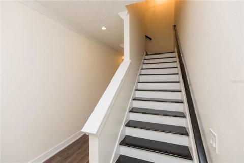 Casa en venta en Palm Coast, Florida, 4 dormitorios, 418.8 m2 № 623872 - foto 6