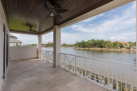 Casa en venta en Palm Coast, Florida, 4 dormitorios, 418.8 m2 № 623872 - foto 25