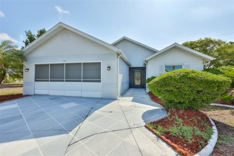 Villa ou maison à Sun City Center, Floride 3 chambres, 166.95 m2 № 2149352
