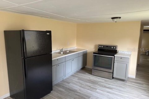 Apartment in Plant City, Florida 2 bedrooms, 62.43 sq.m. № 2378952 - photo 2