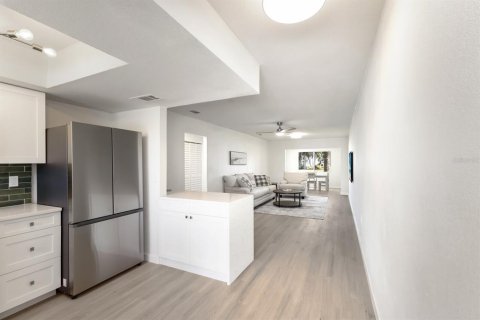 Купить виллу или дом в Брейдентон, Флорида 5 комнат, 110.55м2, № 1563057 - фото 3