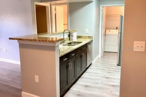 Condo in Kissimmee, Florida, 2 bedrooms  № 1810914 - photo 6