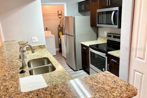 Copropriété à louer à Kissimmee, Floride: 2 chambres, 87.05 m2 № 1810914 - photo 7