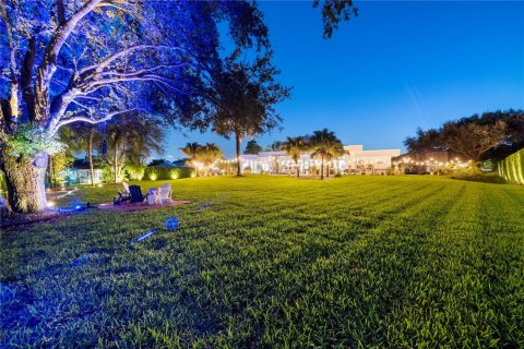 House in Cooper City, Florida 4 bedrooms, 330.73 sq.m. № 1965634 - photo 2