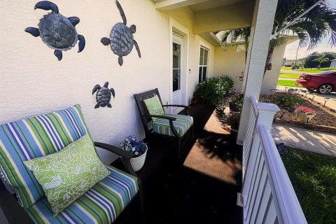 House in Englewood, Florida 3 bedrooms, 149.39 sq.m. № 1916242 - photo 5