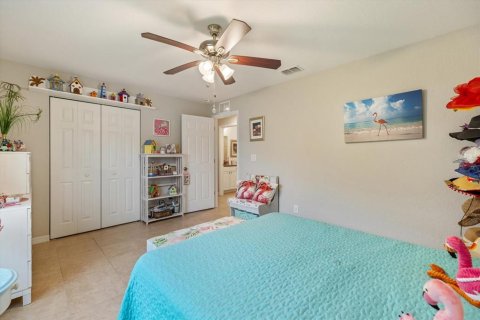 House in Englewood, Florida 3 bedrooms, 149.39 sq.m. № 1916242 - photo 26