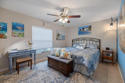 House in Englewood, Florida 3 bedrooms, 149.39 sq.m. № 1916242 - photo 21