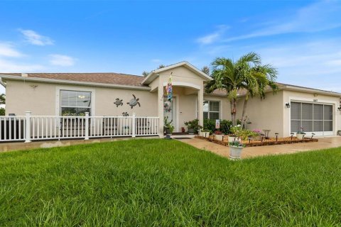 House in Englewood, Florida 3 bedrooms, 149.39 sq.m. № 1916242 - photo 3