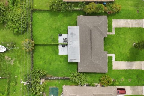 Villa ou maison à louer à Cape Coral, Floride: 2 chambres № 2386929 - photo 16