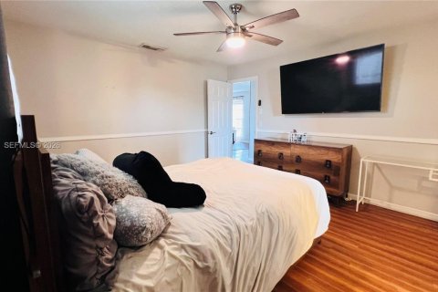 House in Port St. Lucie, Florida 2 bedrooms, 89.19 sq.m. № 2030411 - photo 15