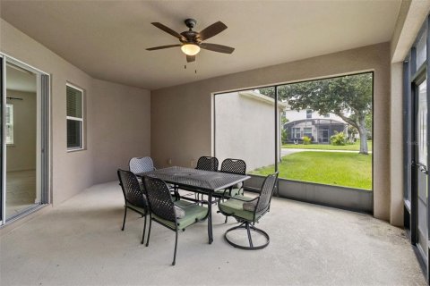 Villa ou maison à louer à Winter Garden, Floride: 5 chambres, 320.33 m2 № 2395737 - photo 23