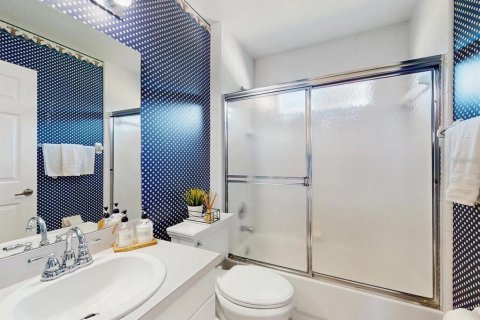 Casa en venta en Kissimmee, Florida, 4 dormitorios, 195.93 m2 № 2196962 - foto 12